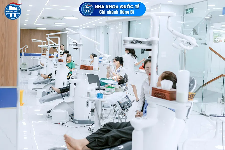 nha khoa quốc tế uông bí