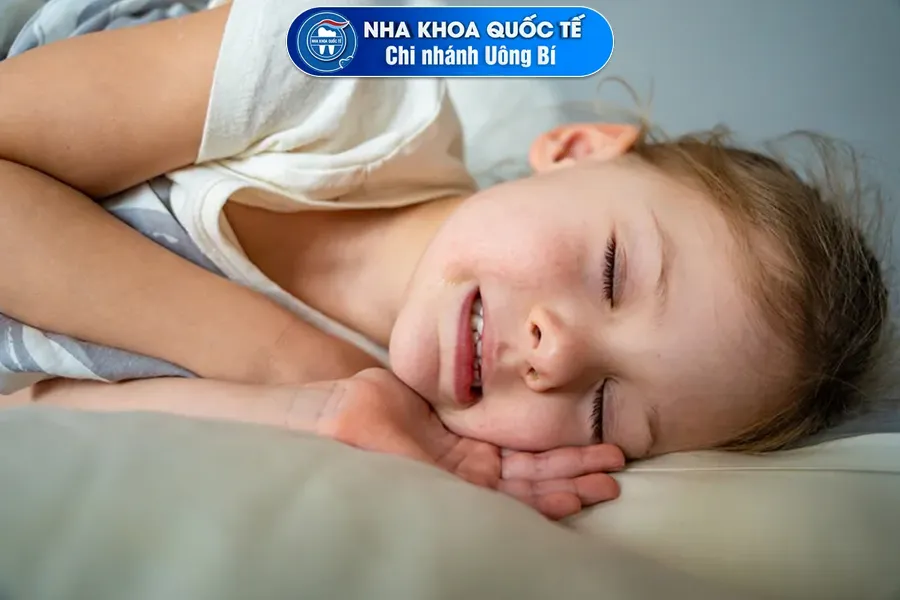 nghiến răng ở trẻ em